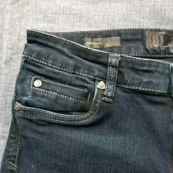 Kut From The Kloth Diana Skinny Jeans 6 - Picture 10 of 15